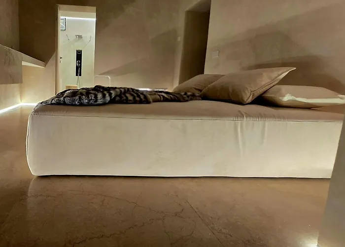Daire Dune At Spanish Steps Luxury Apartment-suite
