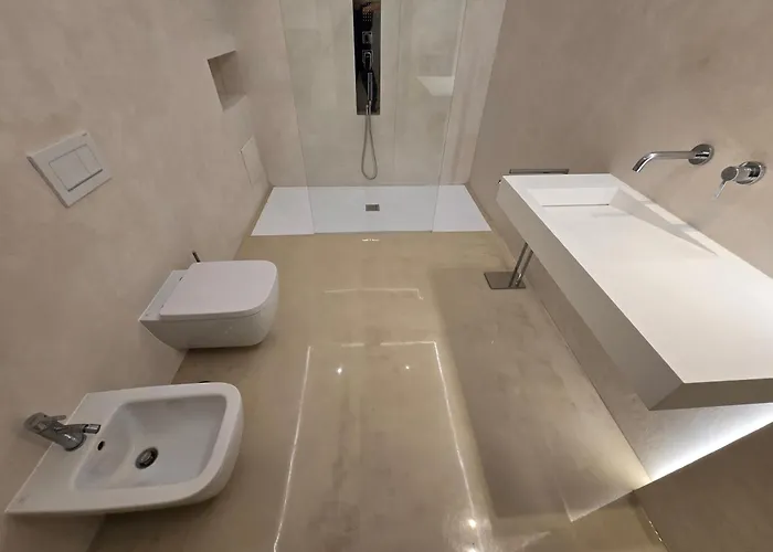 Daire Dune At Spanish Steps Luxury Apartment-suite *